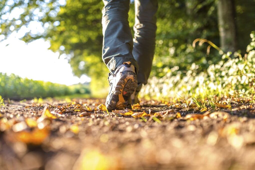 Walking will help a man prevent the development of prostatitis